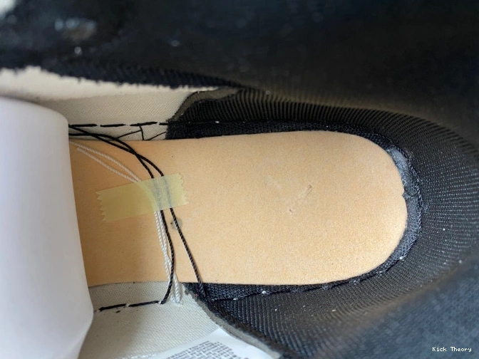 Kick Theory High White (2023) 1 Jordan Black 85 BQ4422-001 Retro 0717
